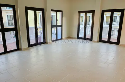 Apartment - 3 Bedrooms - 4 Bathrooms for rent in Mercato - Qanat Quartier - The Pearl Island - Doha
