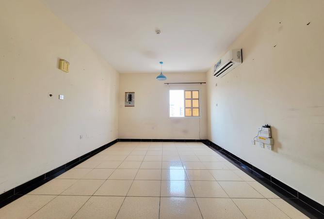 981743 - Property Main Image