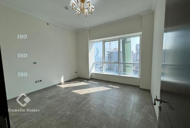 987155 - Property Image 2