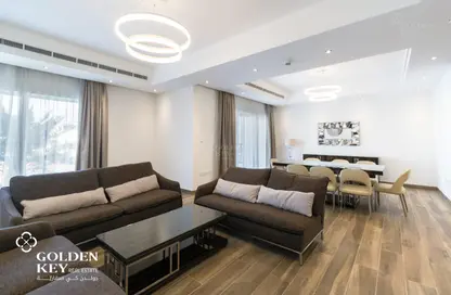 Apartment - 3 Bedrooms - 4 Bathrooms for rent in Marina Residences 195 - Marina District - Lusail
