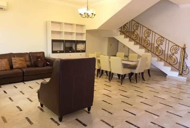 941377 - Property Image 2