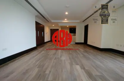 Apartment - Studio - 1 Bathroom for rent in Viva East - Viva Bahriyah - The Pearl Island - Doha