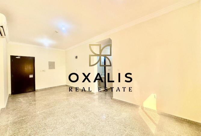 983708 - Property Main Image