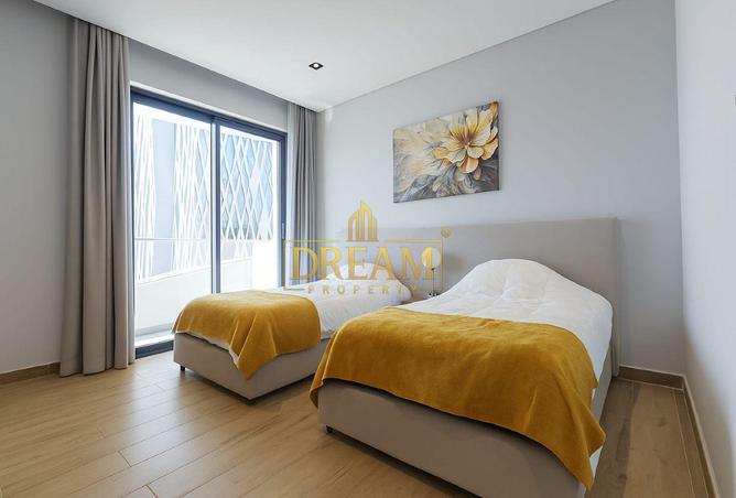 979992 - Property Image 3