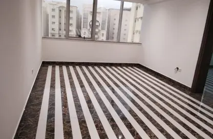 Apartment - 2 Bedrooms - 2 Bathrooms for rent in Al Mansoura - Al Mansoura - Doha