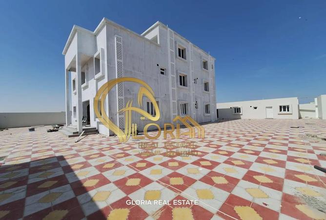 915634 - Property Image 2