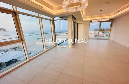 Apartment - 2 Bedrooms - 4 Bathrooms for rent in Gewan Island - The Pearl Island - Doha