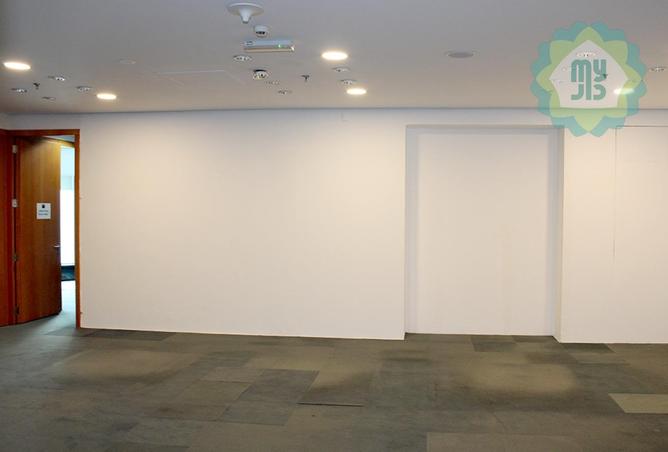 963174 - Property Image 2