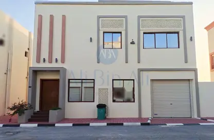 فيلا - 5 غرف نوم - 5 حمامات للايجار في الخيصة - الخيصة - أم صلال محمد