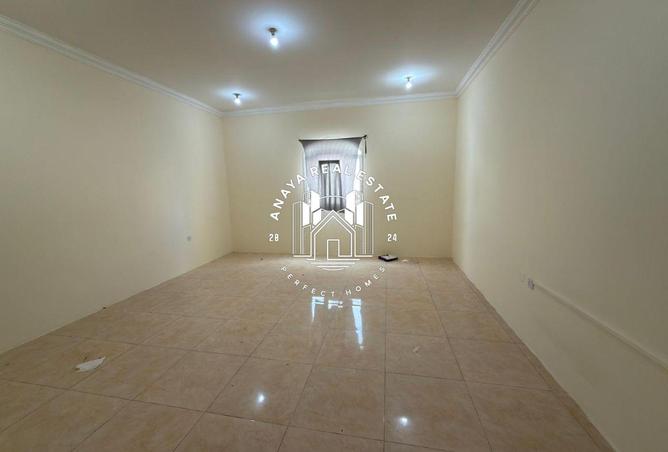 994737 - Property Main Image