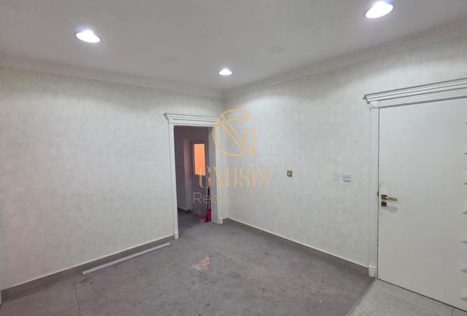 966329 - Property Image 2