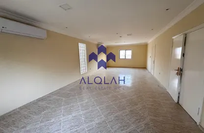 مجمع سكني - 3 غرف نوم - 4 حمامات للايجار في الوعب - الوعب - الدوحة
