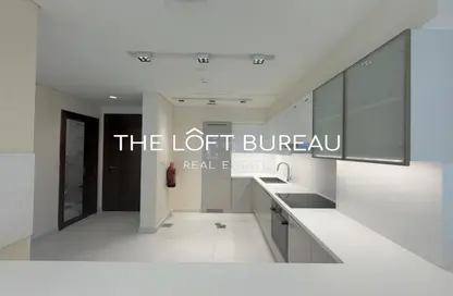 Apartment - 1 Bedroom - 2 Bathrooms for rent in Gewan Island - The Pearl Island - Doha
