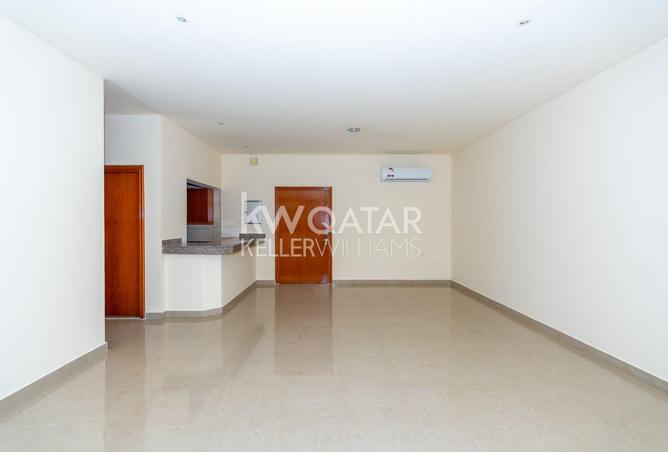965271 - Property Image 2