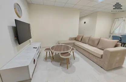 Apartment - 2 Bedrooms - 2 Bathrooms for rent in Al Sadd Road - Al Sadd - Doha