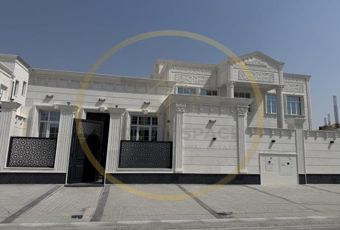 938647 - Property Image 2