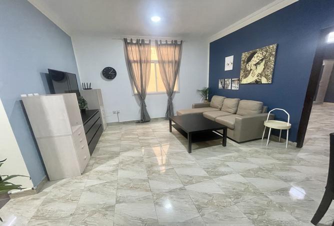 938027 - Property Image 2