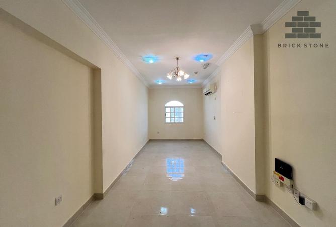 927158 - Property Image 2