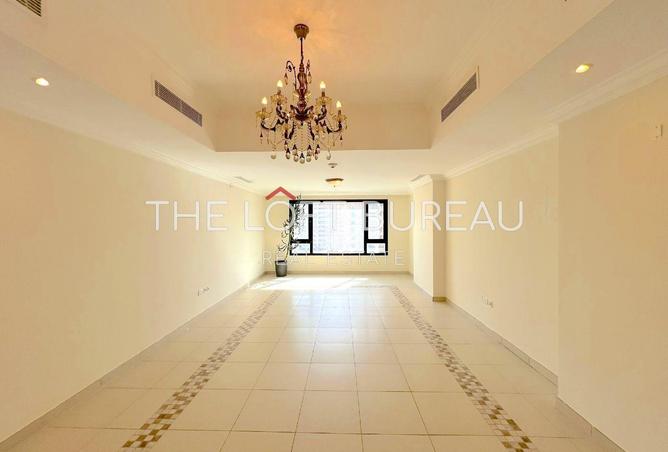 895852 - Property Image 2