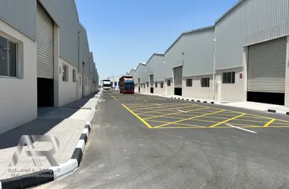Warehouse - Studio for rent in East Industrial Street - Birkat Al Awamer - Al Wakra