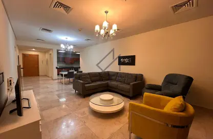 Apartment - 2 Bedrooms - 3 Bathrooms for rent in City Center Towers - West Bay - Doha