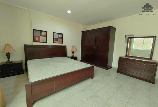 913233 - Property Main Image