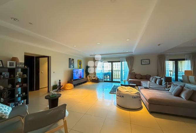 929481 - Property Image 2