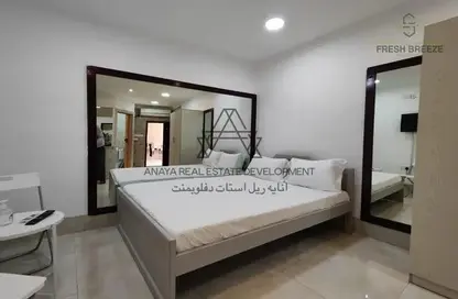 Apartment - Studio - 1 Bathroom for rent in Umm Ghwailina Comm - Umm Ghuwalina - Umm Ghuwailina - Doha