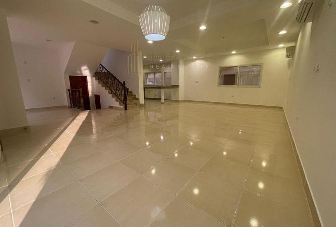 941950 - Property Image 3