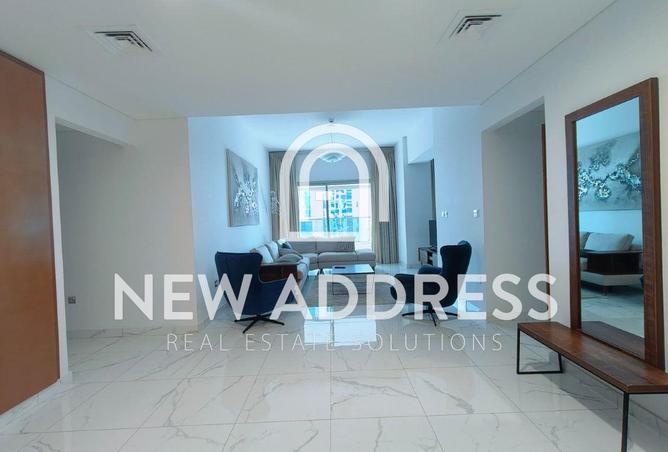 985423 - Property Image 2