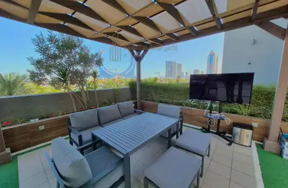 Apartment - 1 Bedroom - 2 Bathrooms for rent in Lusail Marina Heights - Marina District - Lusail