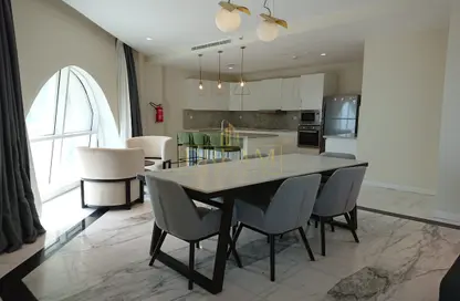 Apartment - 3 Bedrooms - 4 Bathrooms for rent in Floresta Gardens - The Pearl Island - Doha