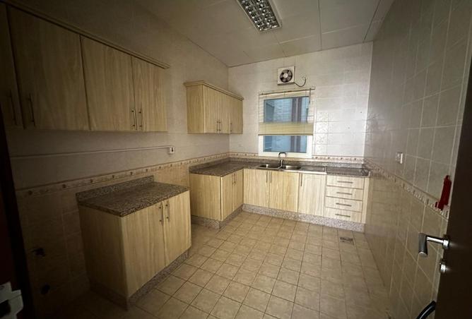 962672 - Property Image 2