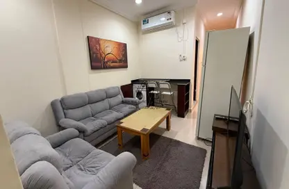 Apartment - Studio - 1 Bathroom for rent in Al Mansoura - Doha
