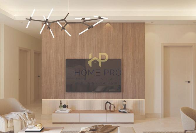 956068 - Property Image 2