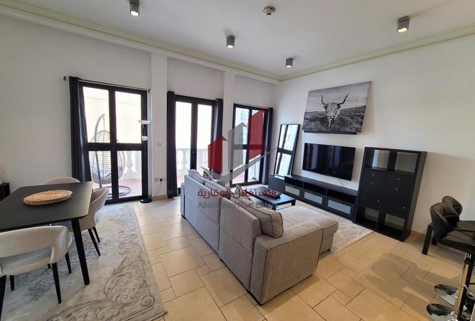 958208 - Property Image 3