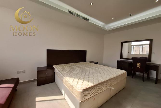 997266 - Property Image 2