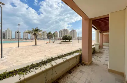 تاون هاوس - غرفة نوم - 2 حمامات للايجار في برج 2 - فيفا بحرية - جزيرة اللؤلؤة - الدوحة