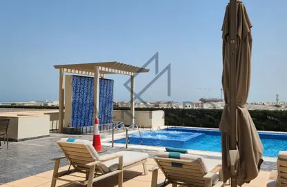 (بنتهاوس  (روف - 3 غرف نوم - 4 حمامات للايجار في حدائق فلورستا - حدائق فلورستا - جزيرة اللؤلؤة - الدوحة