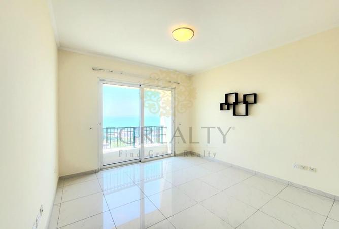 974778 - Property Image 2