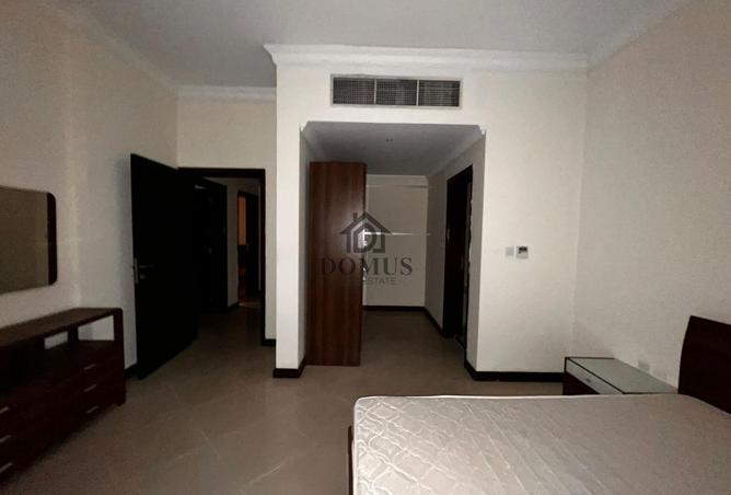 947212 - Property Image 3