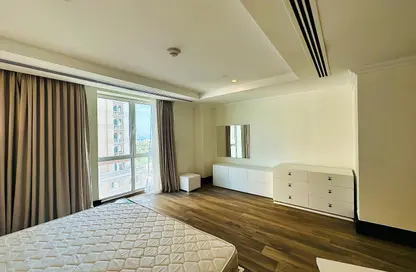 Apartment - Studio - 1 Bathroom for rent in Tower 19 - Viva Bahriyah - The Pearl Island - Doha