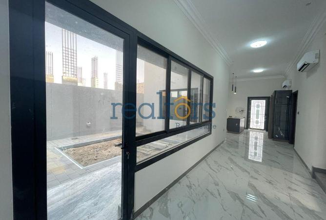 1008733 - Property Image 3