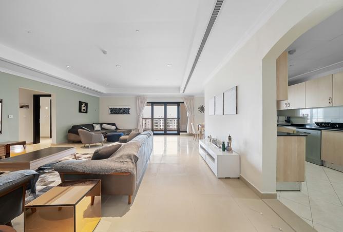 904707 - Property Image 3