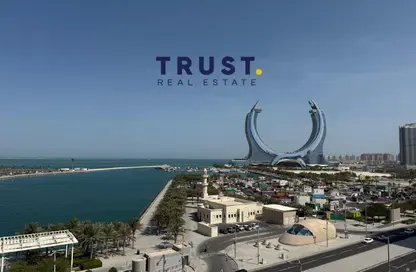 Apartment - 2 Bedrooms - 4 Bathrooms for sale in Marina Residence 16 - Marina District - Lusail