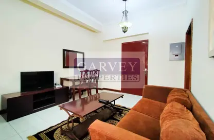 Apartment - 1 Bedroom - 1 Bathroom for rent in Umm Al Seneem Street - Ain Khaled - Doha