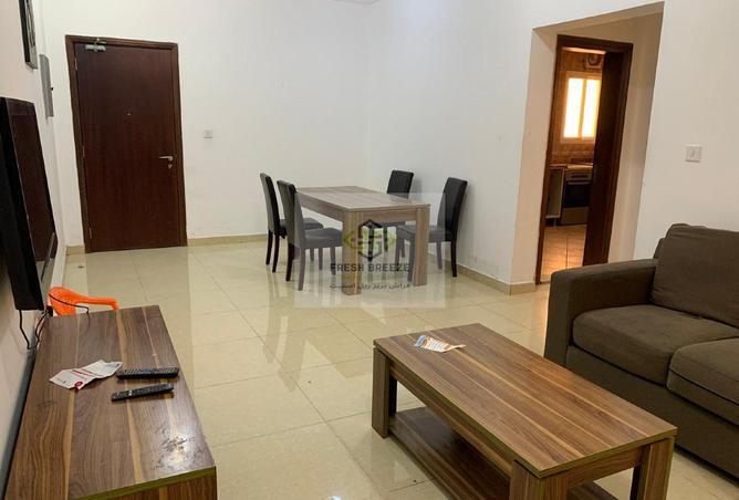 954662 - Property Image 2