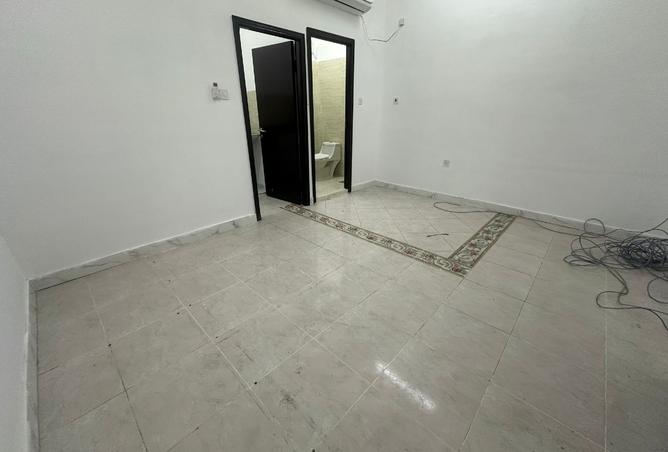 993355 - Property Image 2