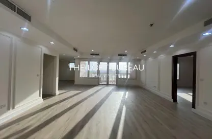 Apartment - 3 Bedrooms - 4 Bathrooms for rent in East Porto Drive - Porto Arabia - The Pearl Island - Doha