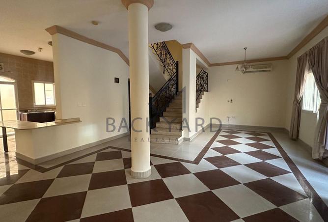 1000421 - Property Main Image